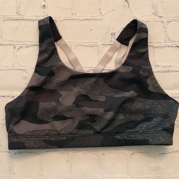 Girls Old Navy Active Racerback Sports Camouflage Bra Set - Picture 2 of 6